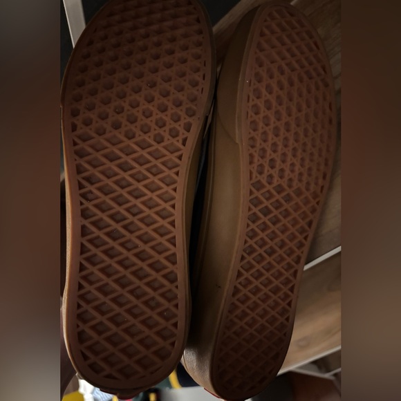 Vans Classic Lace Up Purple Suede Skate Shoes - Picture 3 of 6